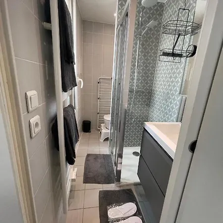 Appartement 2 Pièces, 35m² Proche Tour Eiffel
