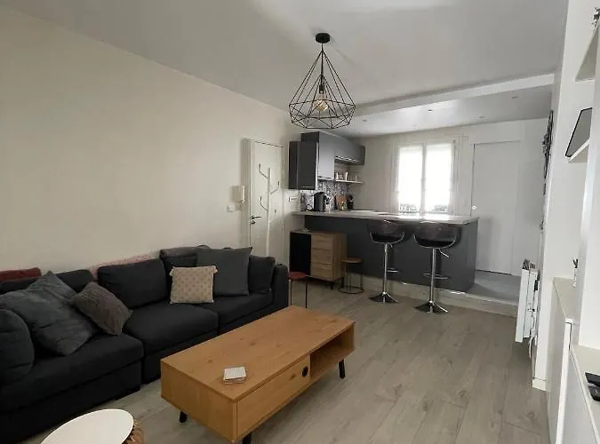 2 Pieces, 35m² Proche Tour Eiffel Appartement *